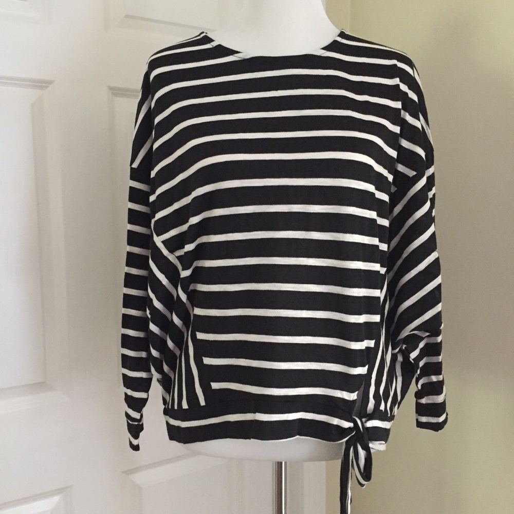 Striped Dolman Sleeve Top - Picture 3 of 4